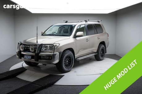 Gold 2011 Toyota Landcruiser Wagon Sahara (4X4)