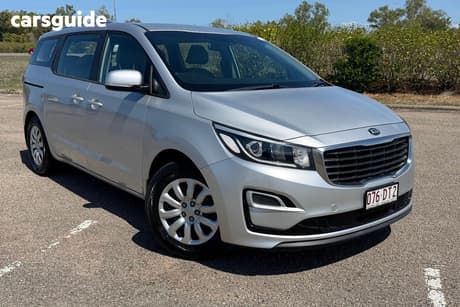 Silver 2019 Kia Carnival Wagon S