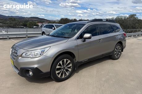 Gold 2016 Subaru Outback Wagon 2.5I