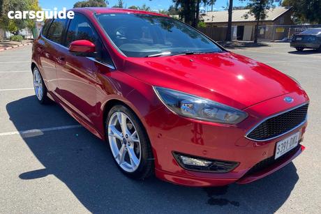 Red 2016 Ford Focus Hatchback Titanium