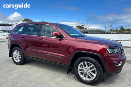 Red 2017 Jeep Grand Cherokee Wagon Laredo (4X4)