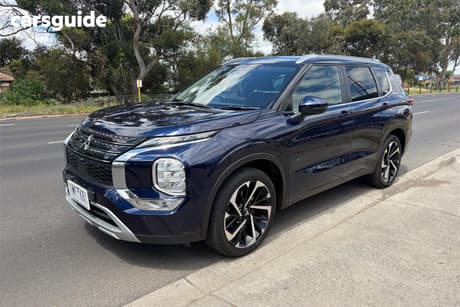 2022 Mitsubishi Outlander Ls 7 Seat (2Wd)