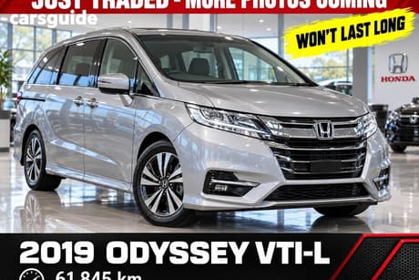 Silver 2019 Honda Odyssey Wagon Vti-L
