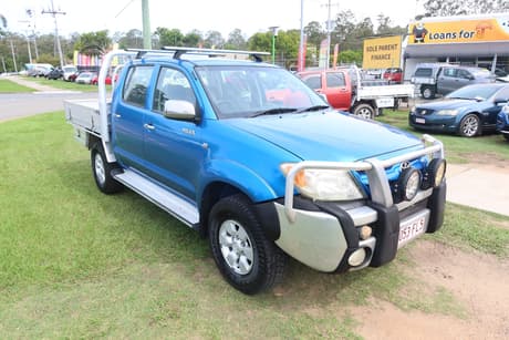Blue 2006 Toyota Hilux Dual Cab Pick-up Sr5 (4X4)