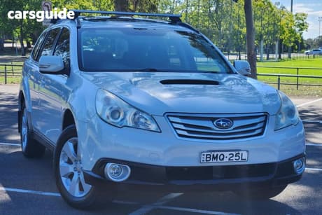 White 2010 Subaru Outback Wagon 2.0D Premium