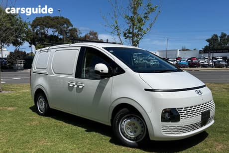 White 2023 Hyundai Staria Van Load 2S 2.2D Liftback