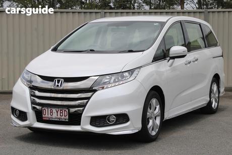 White 2018 Honda Odyssey Wagon Vti