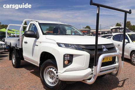 2020 Mitsubishi Triton Glx