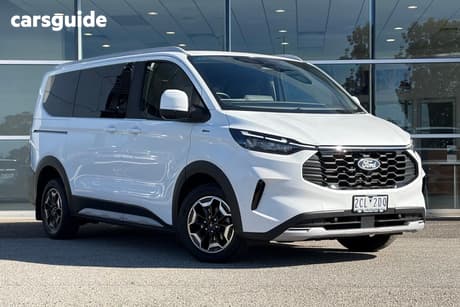 White 2025 Ford Tourneo Custom Wagon Active (Swb)