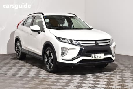 White 2018 Mitsubishi Eclipse Cross Wagon Es (2Wd)