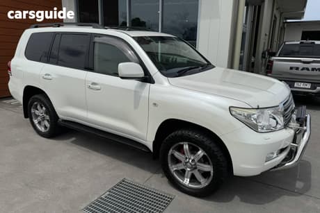 White 2009 Toyota Landcruiser Wagon Sahara (4X4)
