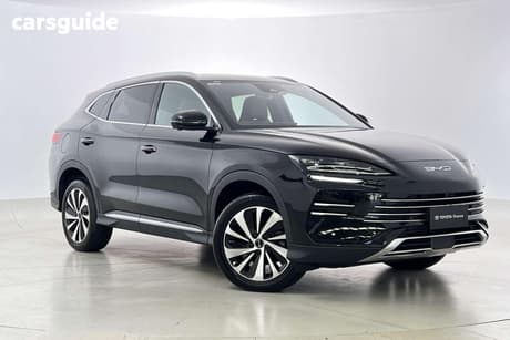 Black 2025 BYD Sealion 6 SUV