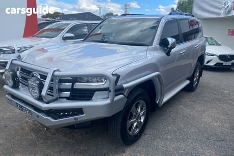 Silver 2023 Toyota Landcruiser Wagon Lc300 Sahara (4X4)