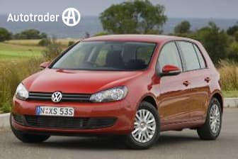 White 2016 Volkswagen Golf Hatchback 90 Tsi Trendline