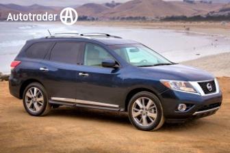 Grey 2015 Nissan Pathfinder Wagon St (4X4)