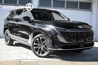 Black 2025 MG Qs Wagon Essence