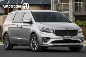White 2018 Kia Carnival Wagon Platinum