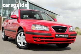 Silver 2005 Hyundai Elantra Hatchback Fx 2.0 Hvt