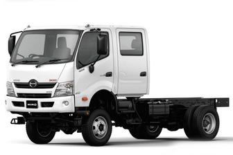 2025 Hino 300 Cab Chassis 817 Medium (4X4)