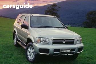 White 2002 Nissan Pathfinder Wagon St (4X4)