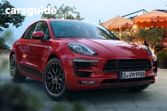 Gold 2016 Porsche Macan Wagon Gts