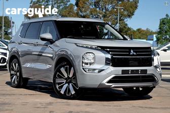 Grey 2025 Mitsubishi Outlander Wagon Exceed 5 Seat (Awd)