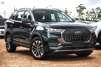 Green 2026 Chery Tiggo 8 PRO MAX SUV URBAN F