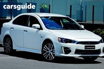 Grey 2017 Mitsubishi Lancer Sedan Ls