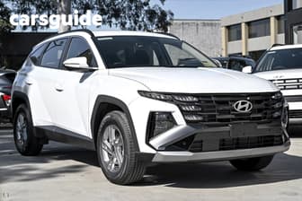 White 2026 Hyundai Tucson Wagon (Fwd)