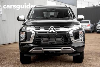 Black 2024 Mitsubishi Pajero Sport Wagon Exceed (4Wd) 7 Seat