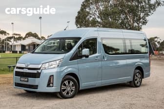White 2022 Toyota HiAce Bus Slwb Commuter (12 Seats)