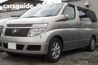 Gold 2002 Nissan Elgrand Wagon