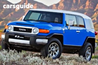 White 2016 Toyota FJ Cruiser Wagon