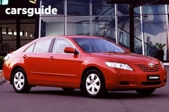 Red 2010 Toyota Camry Sedan Altise