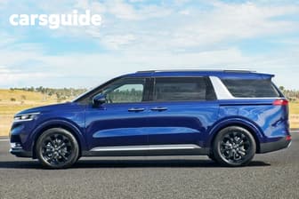 Grey 2022 Kia Carnival Wagon Platinum