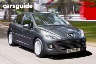 White 2012 Peugeot 207 Hatchback Sportium S.E.