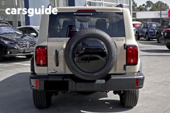 Gold 2026 GWM Tank 300 Wagon Ultra Phev