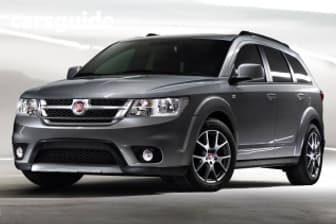 Black 2014 Fiat Freemont Wagon