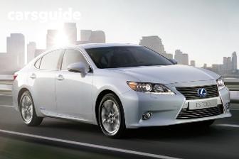Beige 2015 Lexus ES300H Sedan Luxury