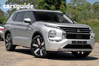 Silver 2025 Mitsubishi Outlander Wagon Exceed 5 Seat (Awd)