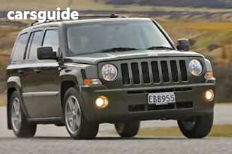 Silver 2008 Jeep Patriot Wagon Sport