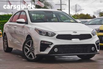 White 2019 Kia Cerato Sedan Sport Nav