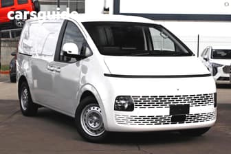 White 2026 Hyundai Staria Wagon