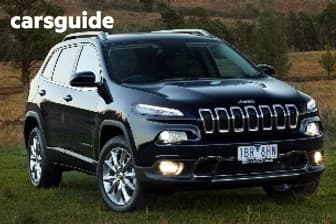 White 2015 Jeep Cherokee Wagon Limited (4X4)