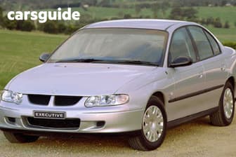 Blue 2001 Holden Commodore Sedan Executive