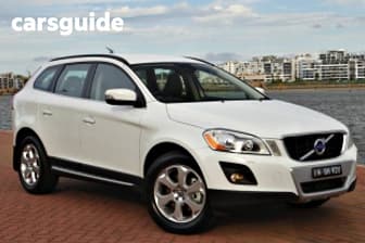 White 2013 Volvo XC60 Wagon D4 Teknik