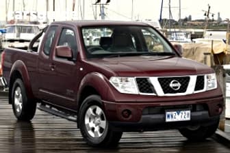 White 2011 Nissan Navara King Cab Pickup St-X (4X4)