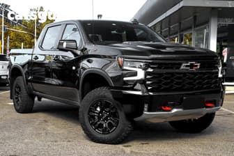 Black 2026 Chevrolet Silverado Crew Cab Pickup 1500 Zr2