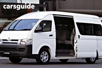 White 2009 Toyota HiAce Bus Commuter