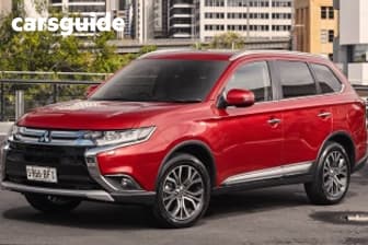Bronze 2015 Mitsubishi Outlander Wagon Exceed (4X4)